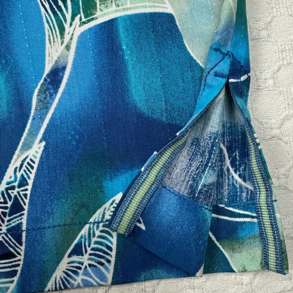 Tommy Bahama TB93 Silk Tropical Hawaiian Shirt Men Large Blue Green Floral Aloha - Picture 10 of 12